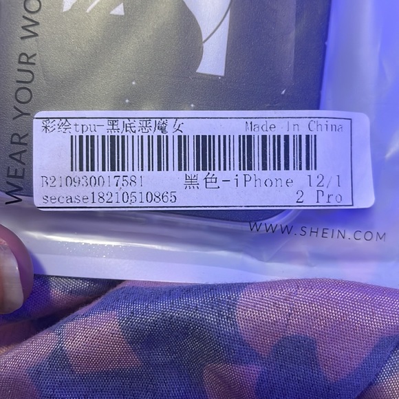 iPhone 12 Pro cases brand-new never been used - Picture 7 of 8